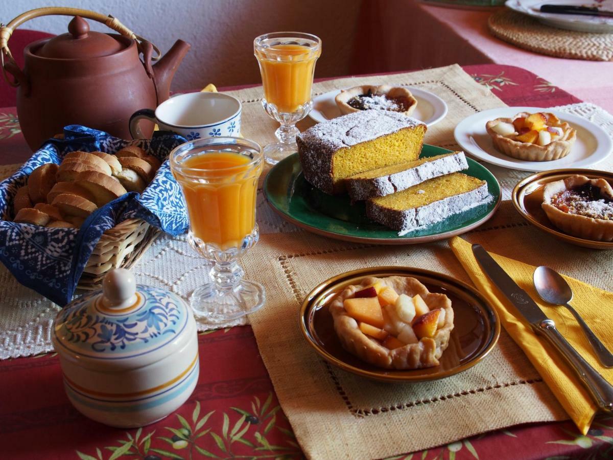 Casa La Valle, Gubbio, Frazione Santa Cristina Bed & Breakfast Ngoại thất bức ảnh