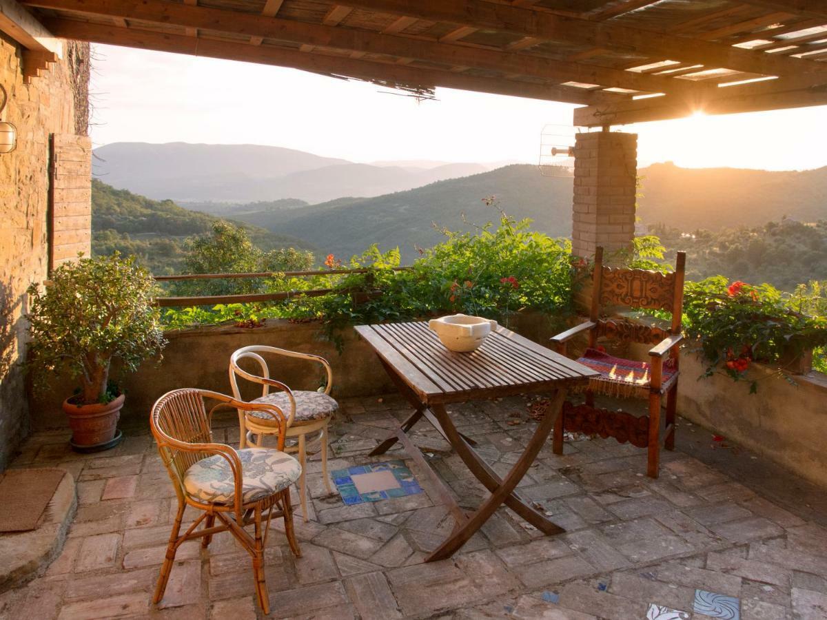 Casa La Valle, Gubbio, Frazione Santa Cristina Bed & Breakfast Ngoại thất bức ảnh